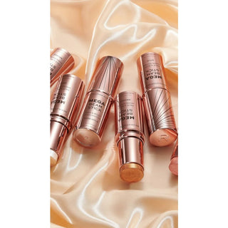 Makeup Revolution Glow Mega Beam Stick Highlighter - Rose Gold - Highlighter