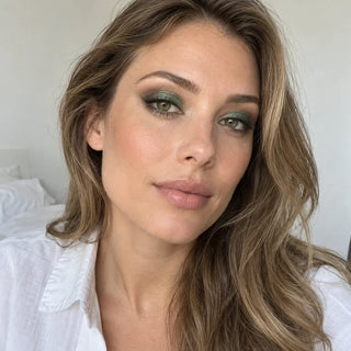 Revolution Mousse Shadow - Emerald Green - Eyeshadow